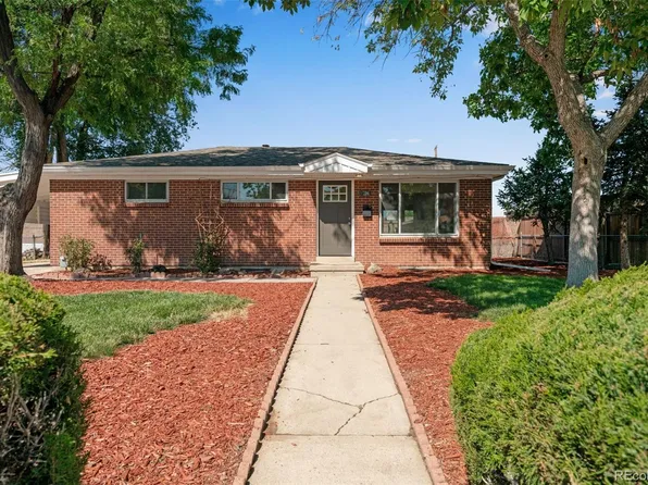 2507 N Zion Street, Aurora, CO 80011