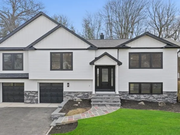 19 Philip Dr, Fairfield Twp., NJ 07004