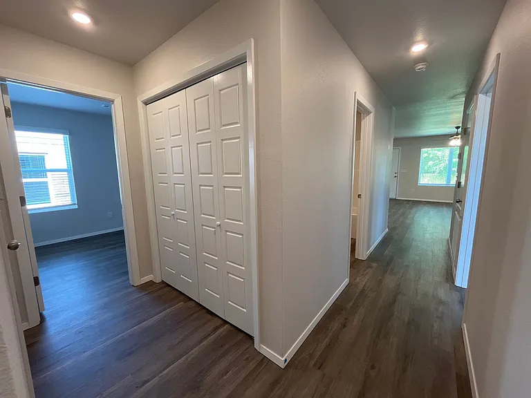1789 Breckenridge St — Photo 13