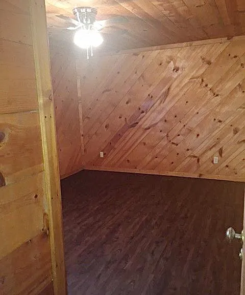 228 Spring Branch Rd — Photo 4