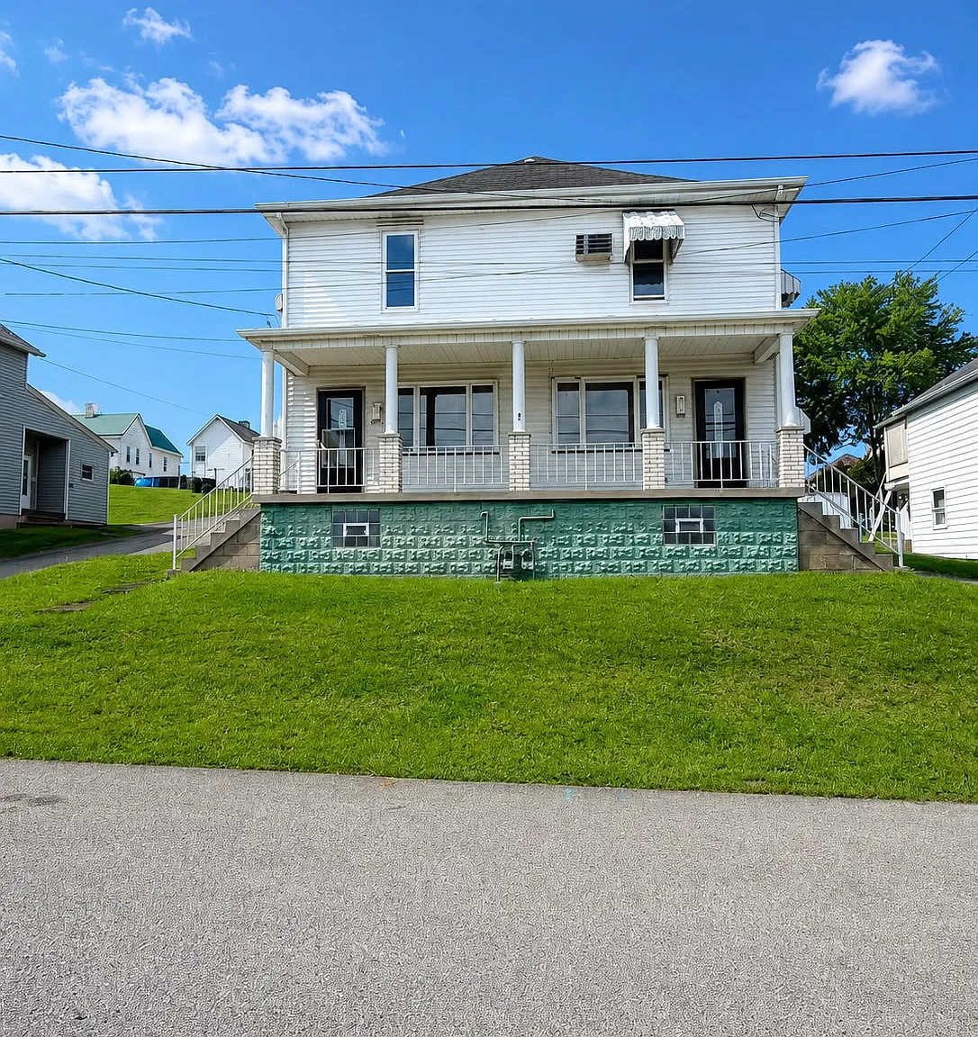 527 Green Street - 1 — Photo 1