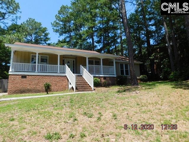 1st image of 221 Woodgate Dr