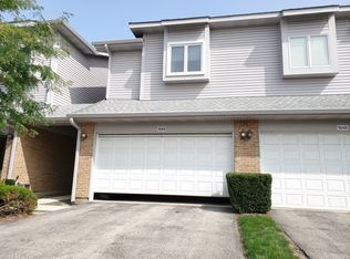 1044 Arbor Ct, Mount Prospect, IL