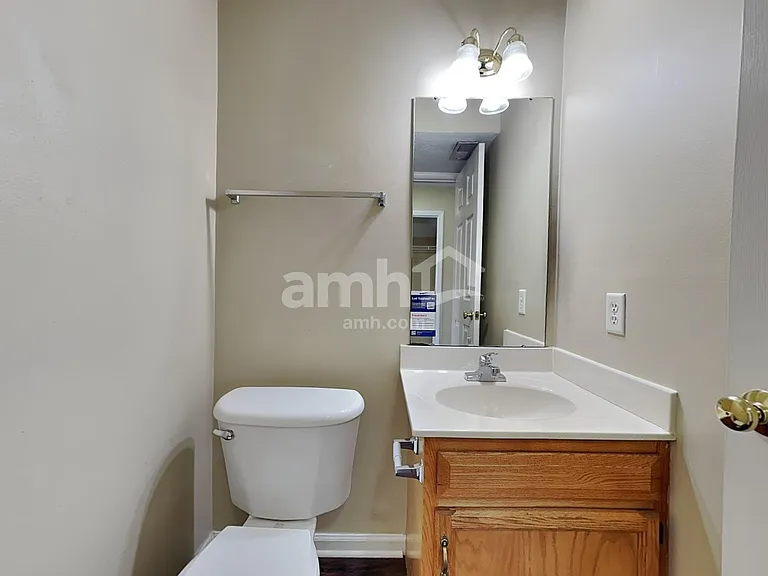 1291 Shannon Ln — Photo 12