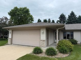 101 Lillie Ln SE, Pine Island, MN 55963