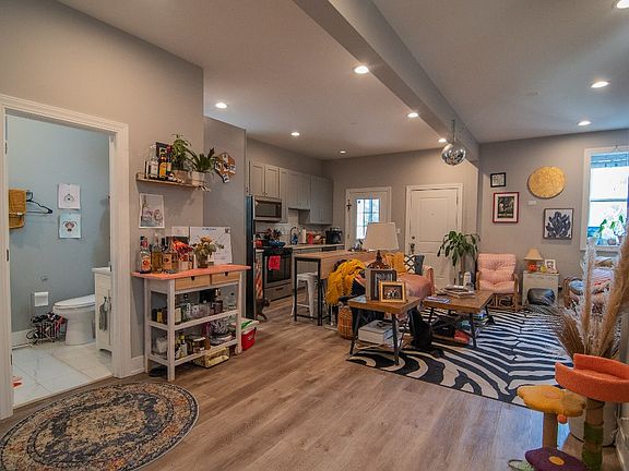 2nd image of 2448 N Albany Ave #1N
