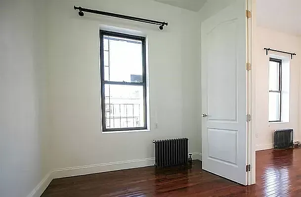 93 Bainbridge Street — Photo 4