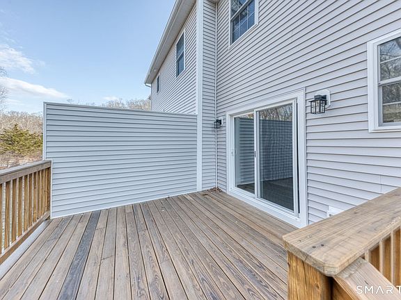 2nd image of 205 Winding Hollow Road