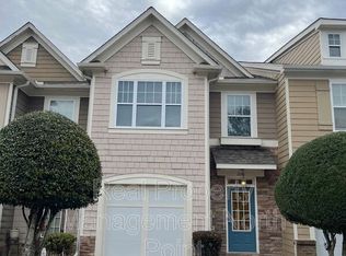 2048 Lakeshore Overlook Dr NW, Kennesaw, GA 30152