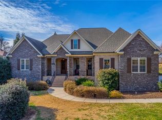 6803 River Farm Dr, Oak Ridge, NC 27310