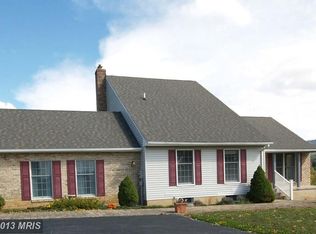 21300 Mount Aetna Rd, Hagerstown, MD 21742