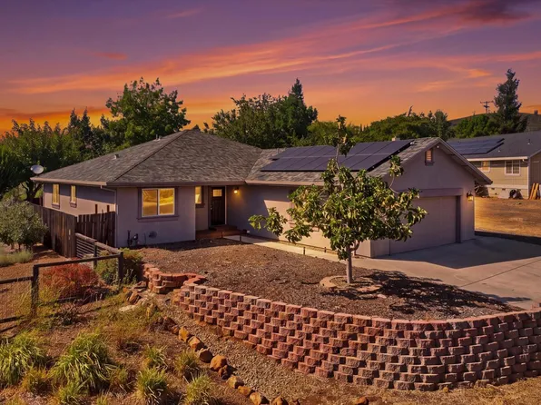 19527 Stonegate Road, Hidden Valley Lake, CA 95467