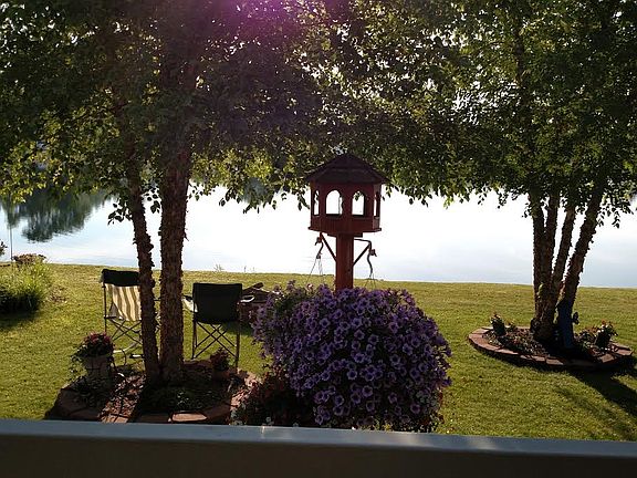 3rd image of 6239 Twin Lakes Dr