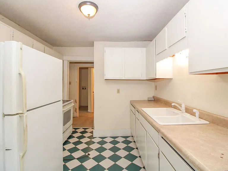 1721 Cliff Dr — Photo 13