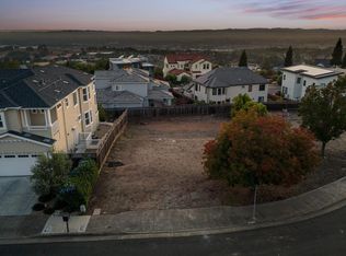 3709 Stanhope Ct, Santa Rosa, CA 95404