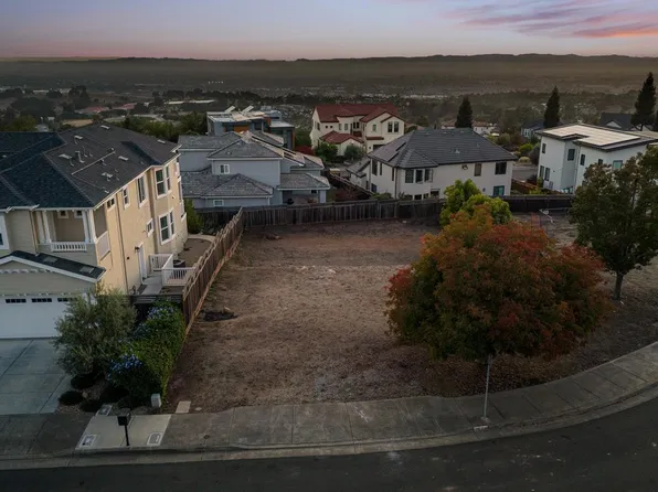 3709 Stanhope Court, Santa Rosa, CA 95404