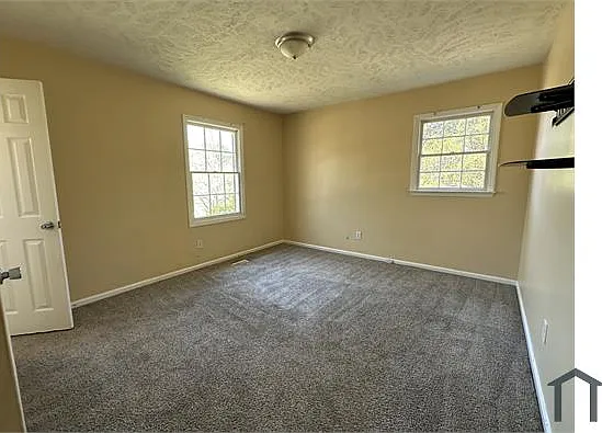 4159 Village Dr — Photo 7