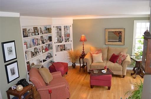 2nd image of 12 Bradford Way