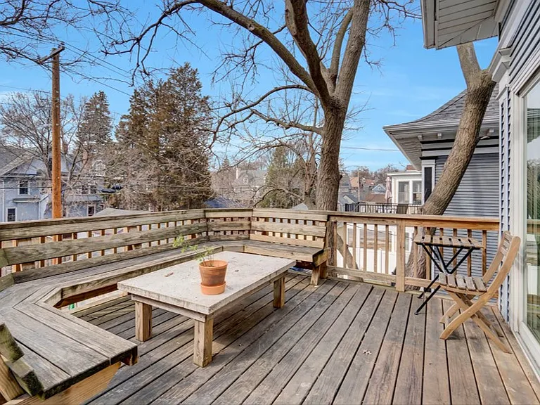 2208 Girard Ave S #2 — Photo 4