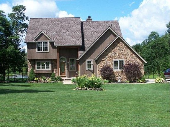 2nd image of 13180 Breezy Acres Dr