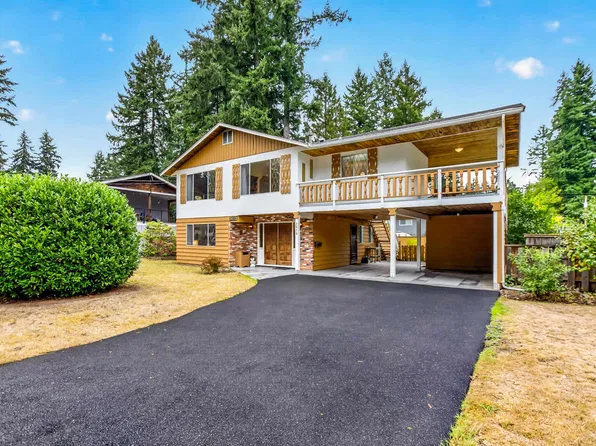 3872 203a St, Langley, BC V3A 5L6
