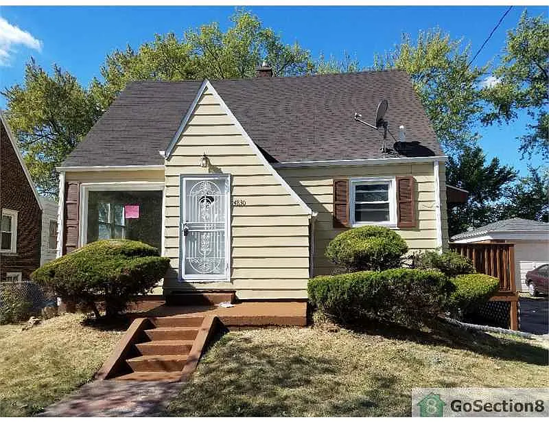 14830 Perry Ave photo 1