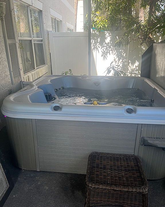 1st image of 229 Leland Ln #229