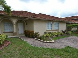 16000 SW 102nd Ln, Miami, FL 33196