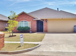 4820 SW Waterstone Pl, Lawton, OK 73505