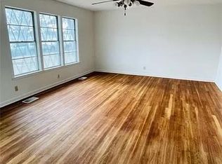 808 S Jefferson St #1, Mc Gregor, TX 76657