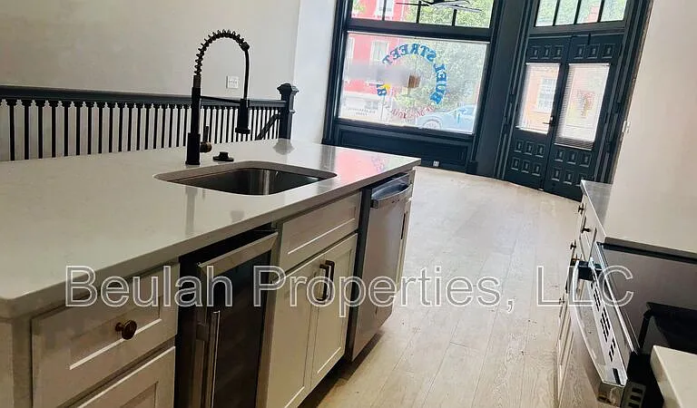 1836-1838 S 10th St #1836 — Photo 10