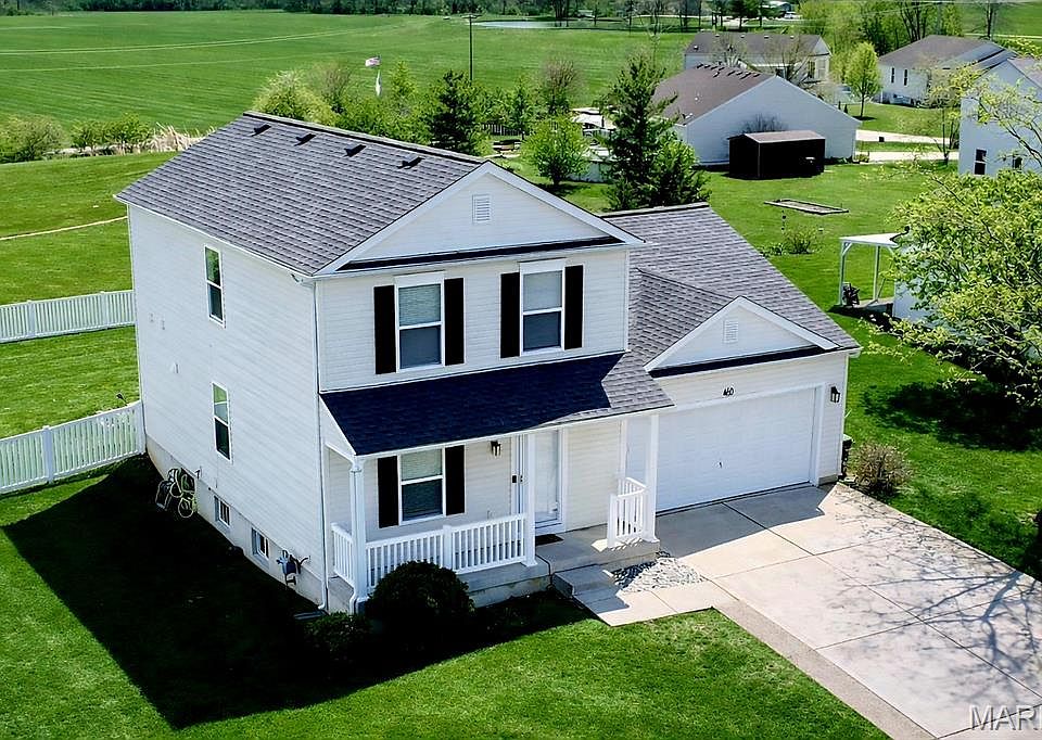 1st image of 460 Creek Bend Dr