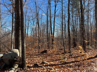 9 Coffin Rd, Farmington, ME 04938