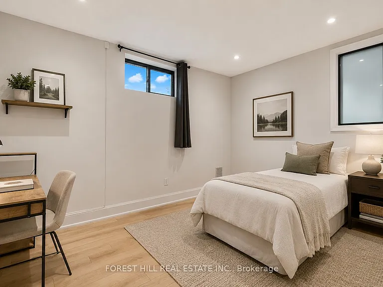 645 Coldstream Ave #BASEMENT — Photo 7