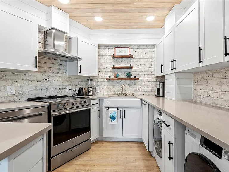 1200 N Shore Dr NE #313 — Photo 11