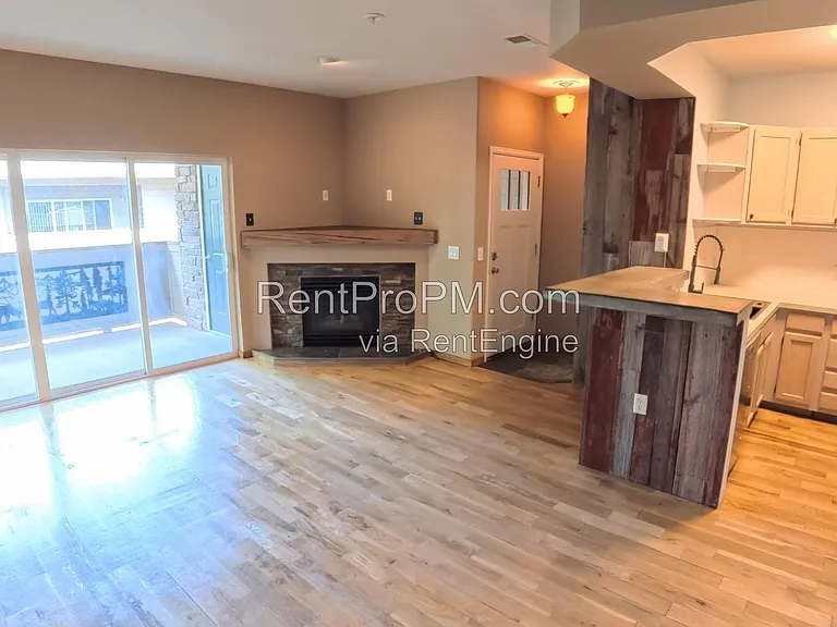 4545 Wheaton Dr #1-E309 — Photo 3