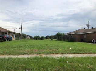 4001 Jupiter Dr, Chalmette, LA 70043