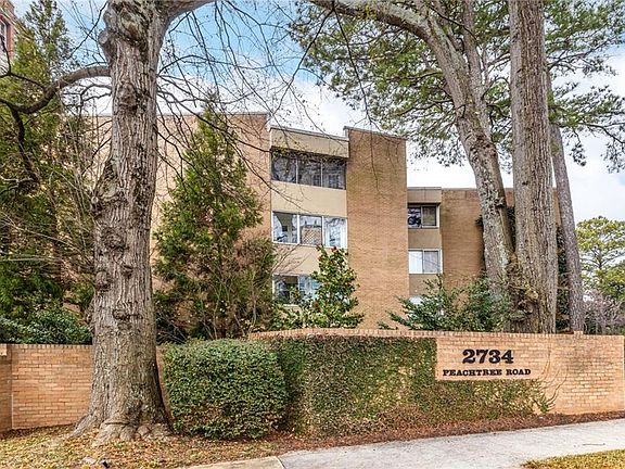 2nd image of 2734 Peachtree Rd NW APT A404