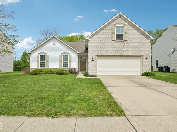 5792 W Port Dr, McCordsville, IN 46055