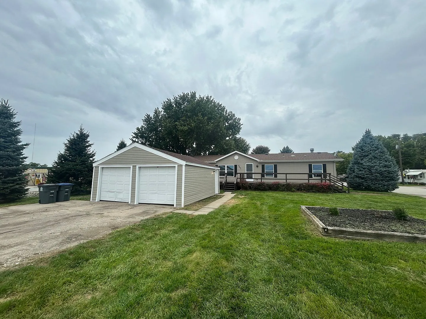 3501 Scott Drive — Photo 1