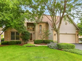 584 Saratoga Dr, Aurora, IL 60502