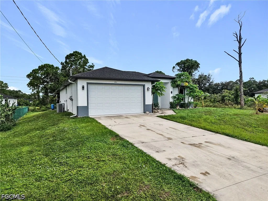 3 bed, 2.0 bath, 1630 sqft, $2,000 — Photo 4