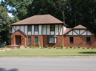 6212 Hidden Valley Dr, Roanoke, VA 24018