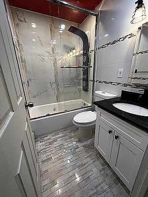 1st image of 4327A 54th St Floor 2