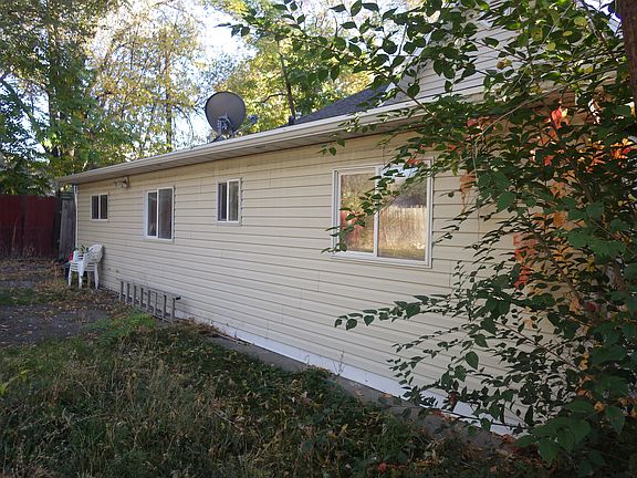 3rd image of 1274 W Iola Ave