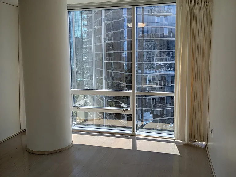 88 Piikoi St #1602 — Photo 6