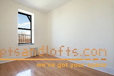 Rented by aptsandlofts.com
