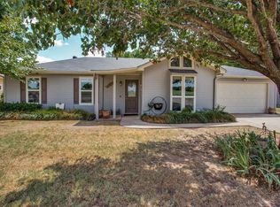 5036 Gibson Ct, Granbury, TX 76049