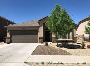 13817 Hollywood Dr, Horizon City, TX 79928