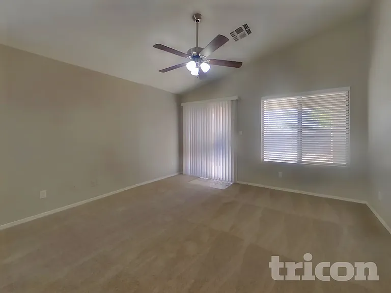 13227 W Port Au Prince Ln — Photo 15